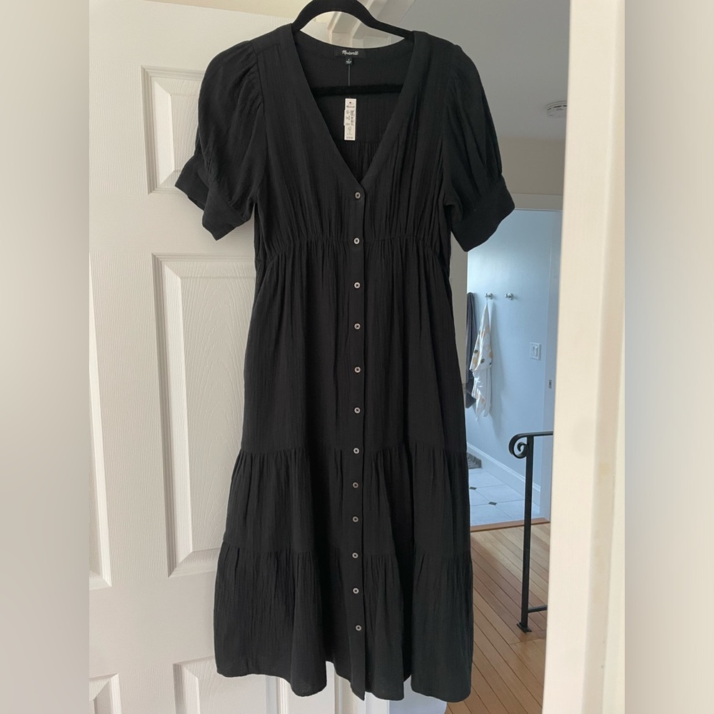 Black size 4 Madewell Lightspun Button Front Tiered Midi Dress